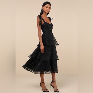Lulu's Black Lace Midi Dress